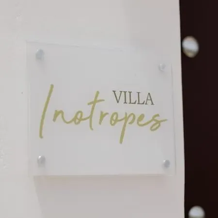 Elaida- πολυτελής βίλα-θέα θάλασσα, μάνη