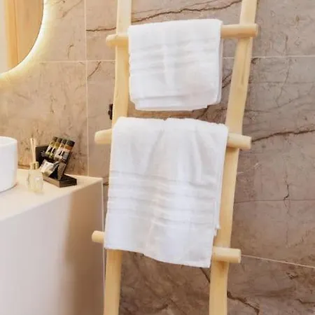 Elaida- πολυτελής βίλα-θέα θάλασσα, μάνη *