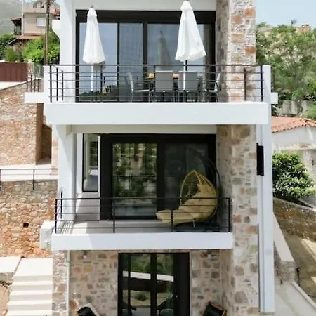 Elaida- πολυτελής βίλα-θέα θάλασσα, μάνη *