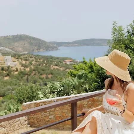 Elaida- πολυτελής βίλα-θέα θάλασσα, μάνη