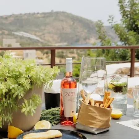 Elaída- πολυτελής βίλα-θέα θάλασσα, μάνη *