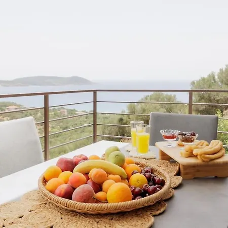 Elaida- πολυτελής βίλα-θέα θάλασσα, μάνη Villa