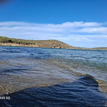 Elaida- πολυτελής βίλα-θέα θάλασσα, μάνη