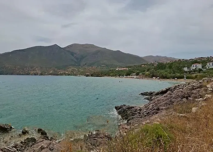 Elaída- πολυτελής βίλα-θέα θάλασσα, μάνη Villa *