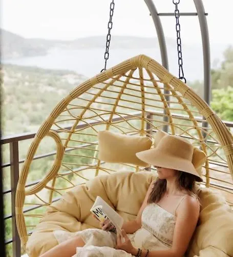 Villa Elaída- πολυτελής βίλα-θέα θάλασσα, μάνη *