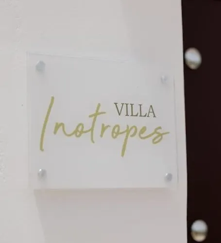 Elaida- πολυτελής βίλα-θέα θάλασσα, μάνη