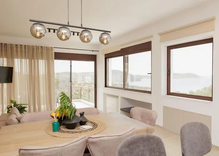 Βίλα Elaída- πολυτελής βίλα-θέα θάλασσα, μάνη *