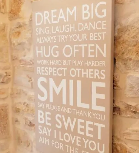 Elaída- πολυτελής βίλα-θέα θάλασσα, μάνη Skoutárion