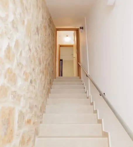 Villa Elaída- πολυτελής βίλα-θέα θάλασσα, μάνη