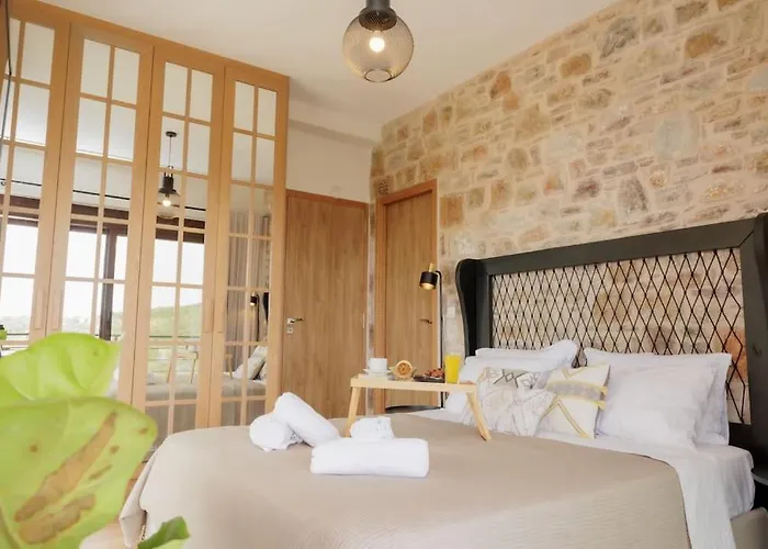 Villa Elaída- πολυτελής βίλα-θέα θάλασσα, μάνη Skoutárion